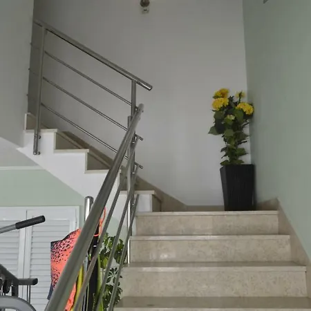 Sea Apartment *